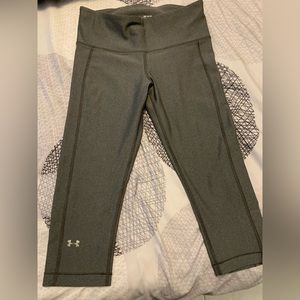 Gray Under Armour Leggings Cropped Medium